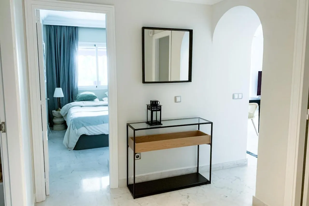3 Room Lux Apt Puerto Banus-Terrace 5 Min To Beach Marbella
