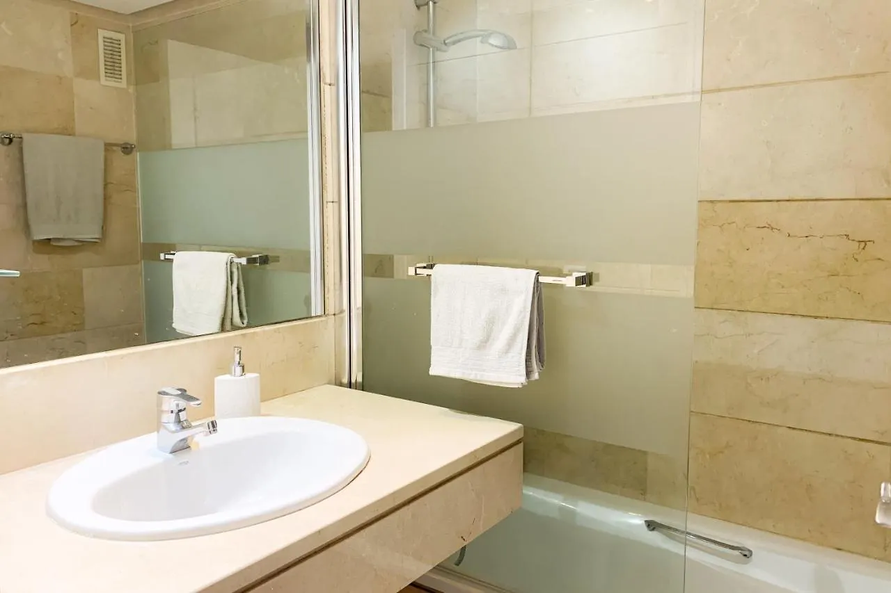 Apartment 3 Room Lux Apt Puerto Banus-Terrace 5 Min To Beach Marbella