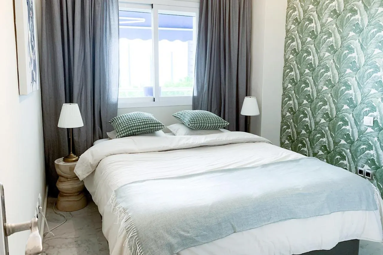 3 Room Lux Apt Puerto Banus-Terrace 5 Min To Beach Marbella Lägenhet