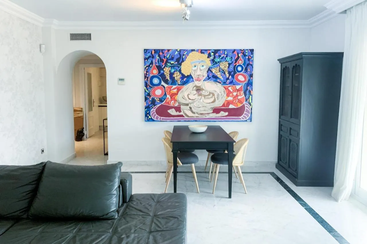 Lägenhet 3 Room Lux Apt Puerto Banus-Terrace 5 Min To Beach Marbella