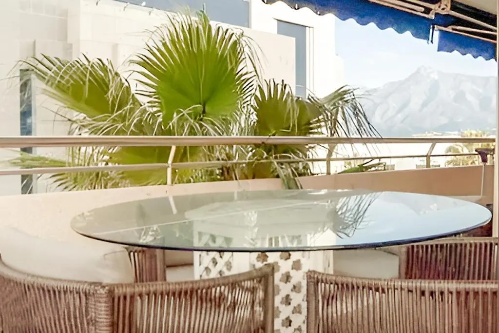 3 Room Lux Apt Puerto Banus-Terrace 5 Min To Beach Marbella Lägenhet
