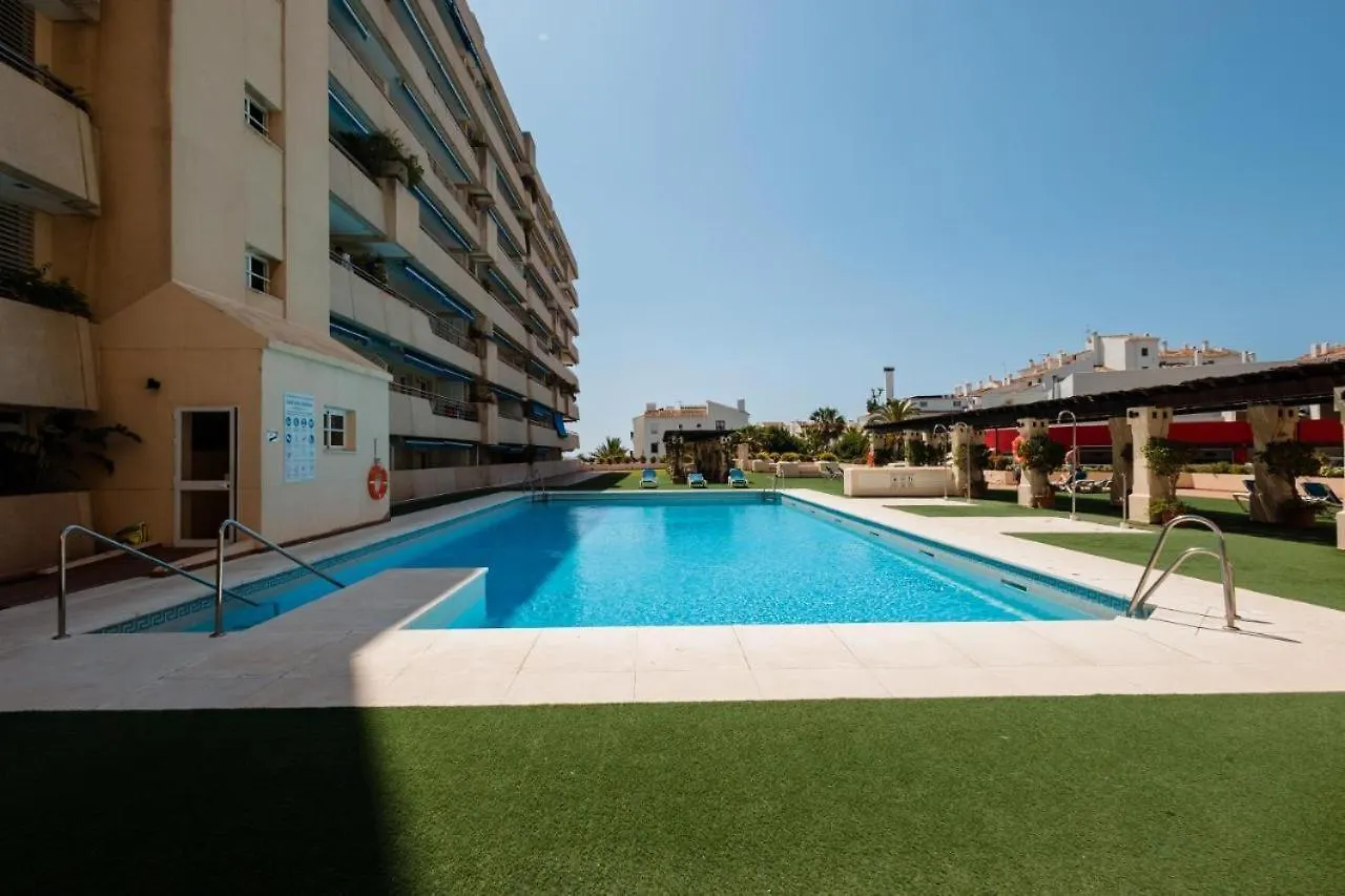 Lägenhet 3 Room Lux Apt Puerto Banus-Terrace 5 Min To Beach Marbella